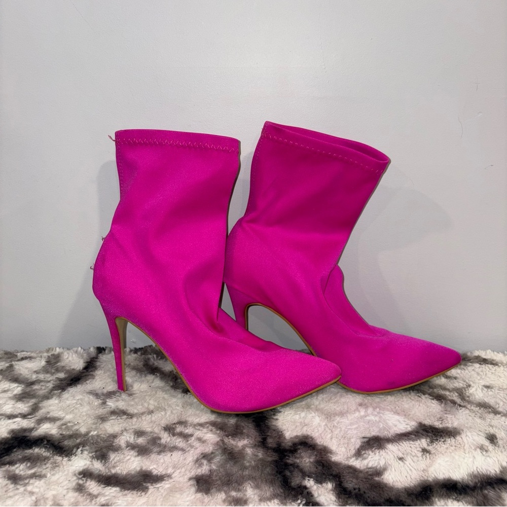Vibrant Pink Women's Boots